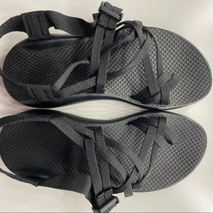 Women’s Chaco Sandals- Size 8 (NEVER WORN)